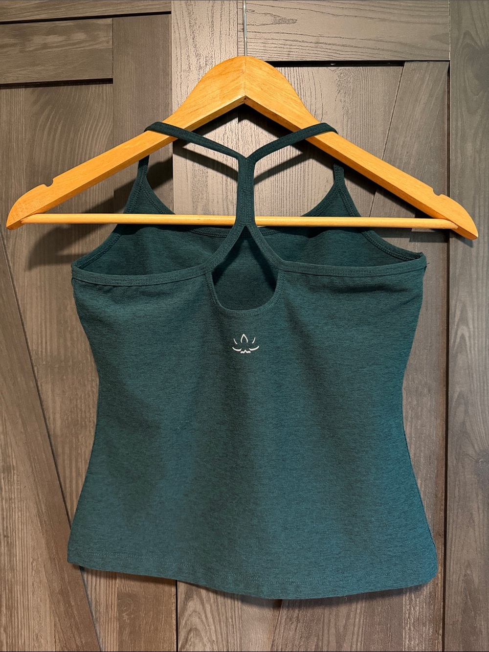 Beyond Yoga Slim Racerback tank top - Picture 3 of 3